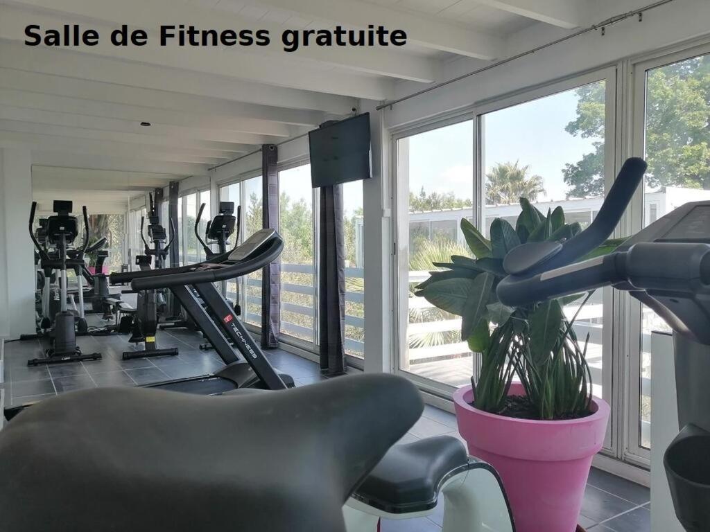 Mas La Farelle Gite, Fitness & Salle De Jeux Gratuite & Spa En Supplement Nimes Exterior foto