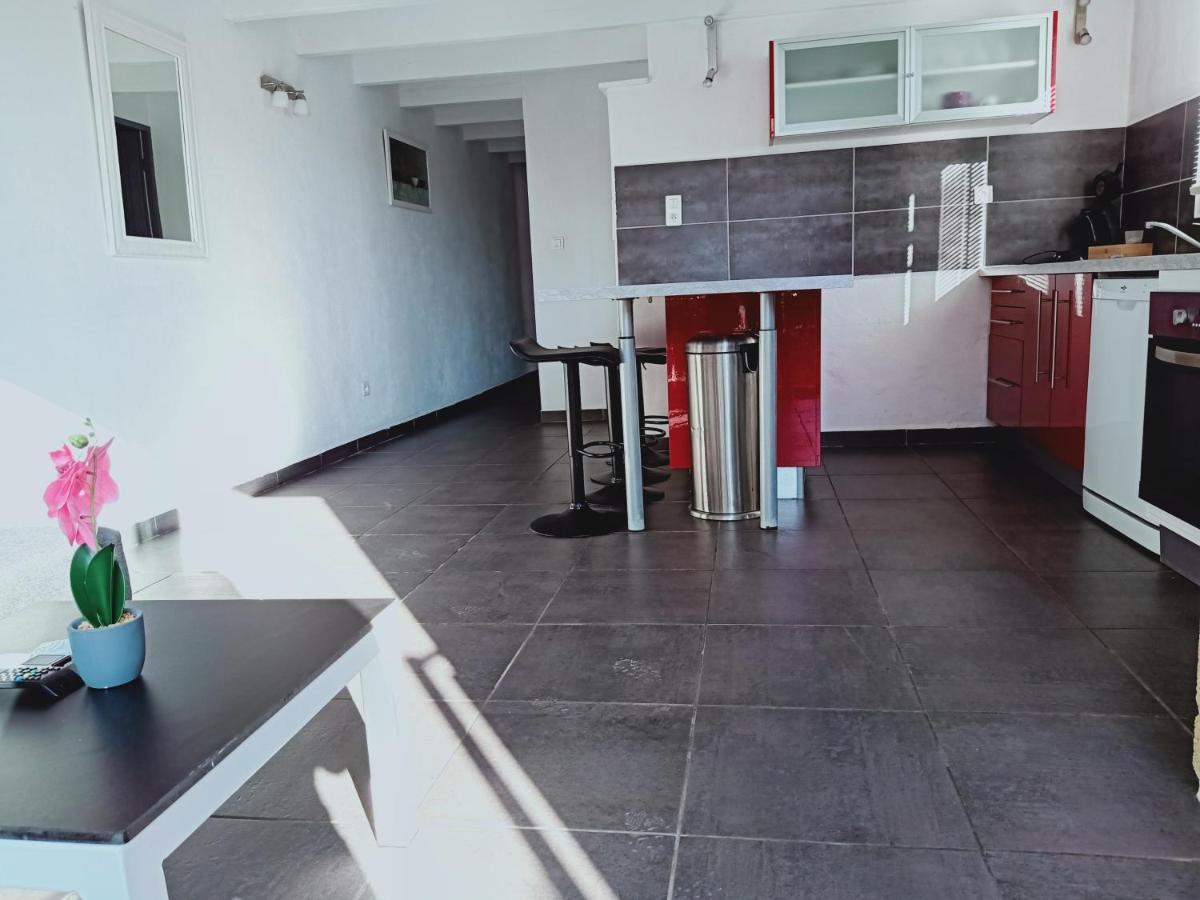 Mas La Farelle Gite, Fitness & Salle De Jeux Gratuite & Spa En Supplement Nimes Exterior foto